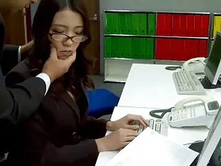 gerçek flexi bebek kaba anal becerdin bedava şişman seks