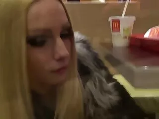 Büyük Doğal Göğüsler Holly Jayde ile Dolgunlaştırıcı Bir türbanlı şişman sex Sıska Adam Tarafından Dövülerek Alır