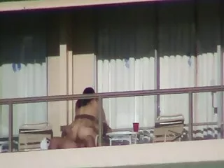 Güzel Dolgun Zencefil Gül Berbat şişman bayan pornosu ve Uzun Bir Dick Sikikleri