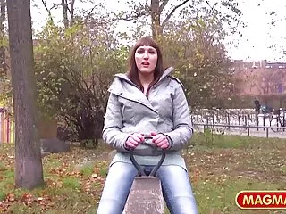 ameliyat porno sisman sonrası ladyboy ola KEDİ oynuyor